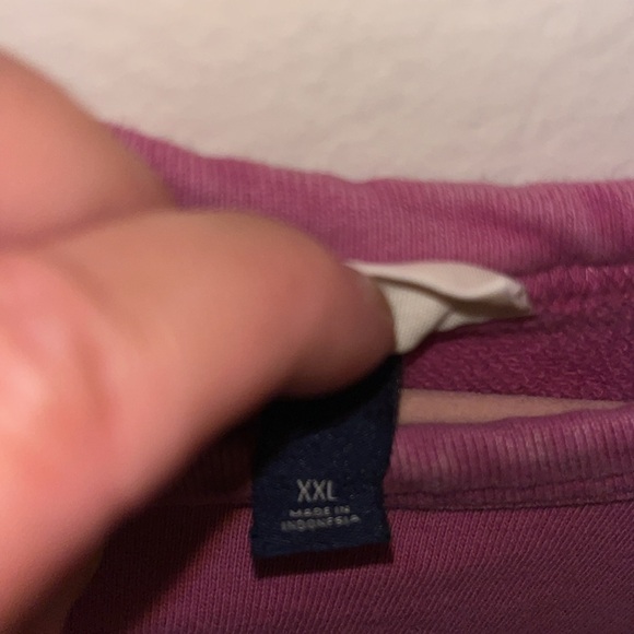 Universal Thread Pink distressed look crew neck sweatshirt - Picture 4 of 5